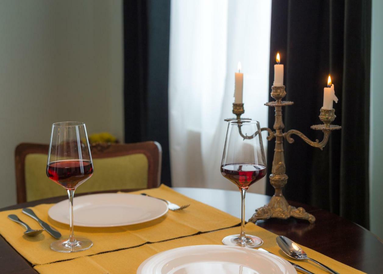 Good Living Bucharest Aparthotel Buitenkant foto